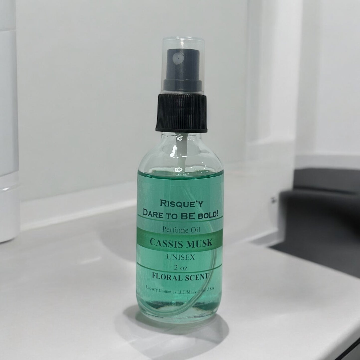 Cassis Musk Intense Perfume Oil (Unisex)