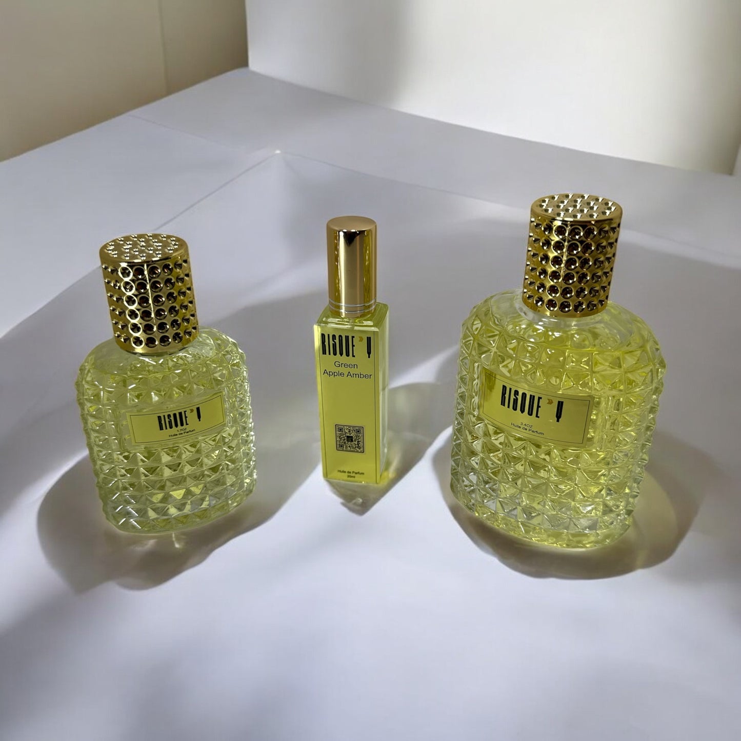 Green Apple Musk Intense Perfume Oil (Pour Femme) - Risquey Cosmetics