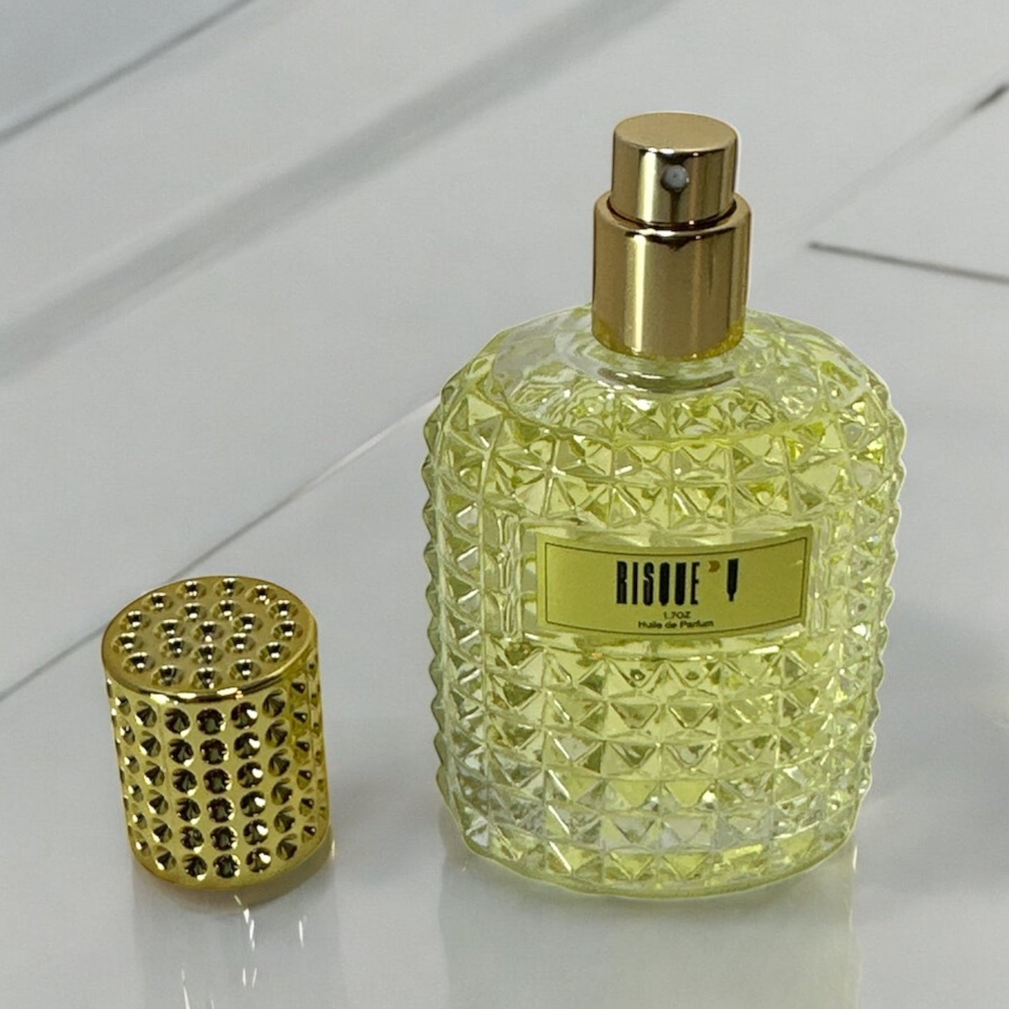 Green Apple Musk Intense Perfume Oil (Pour Femme) - Risquey Cosmetics