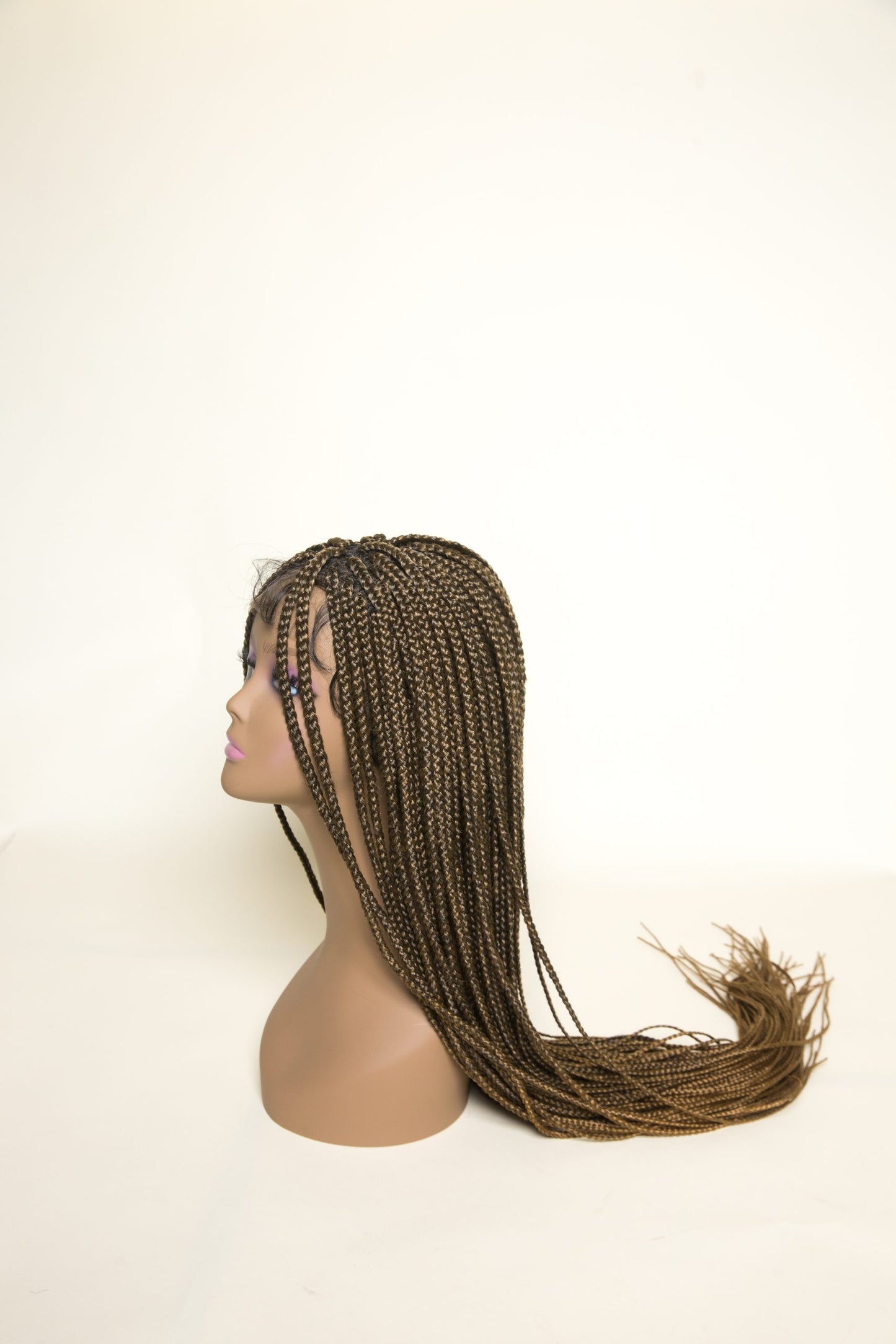 Risque’y Glueless Full Laced Box Braids