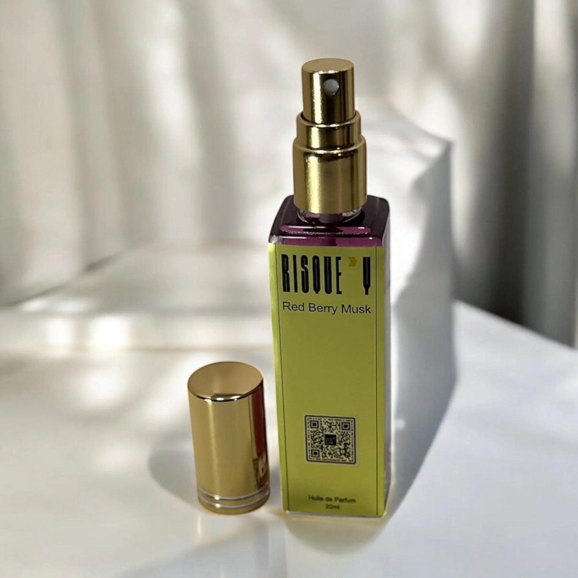 Red Berry Musk Intense Perfume Oil (Pour Femme) - Risquey Cosmetics