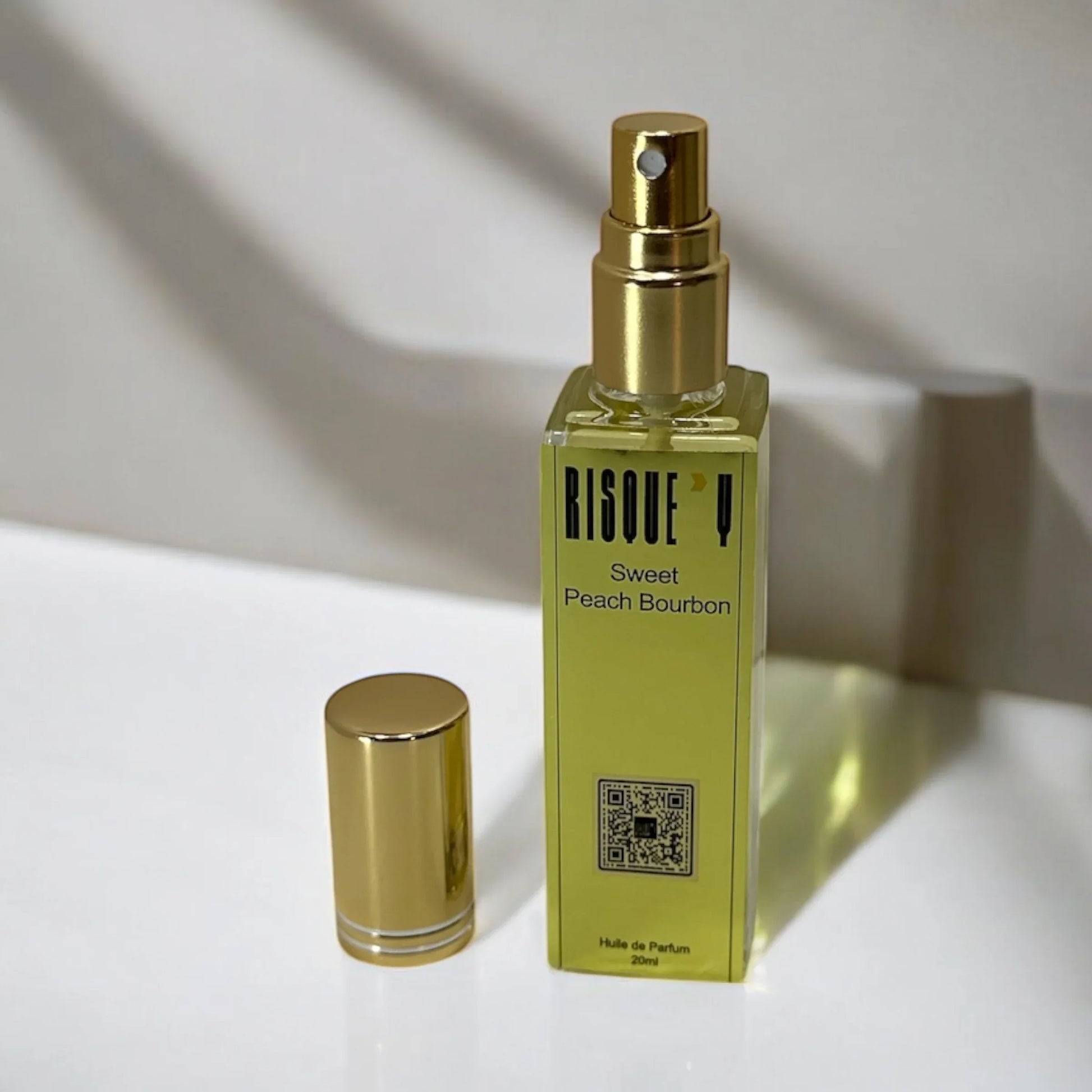 Sweet Peach Bourbon Intense Perfume Oil (Pour Femme) - Risquey Cosmetics