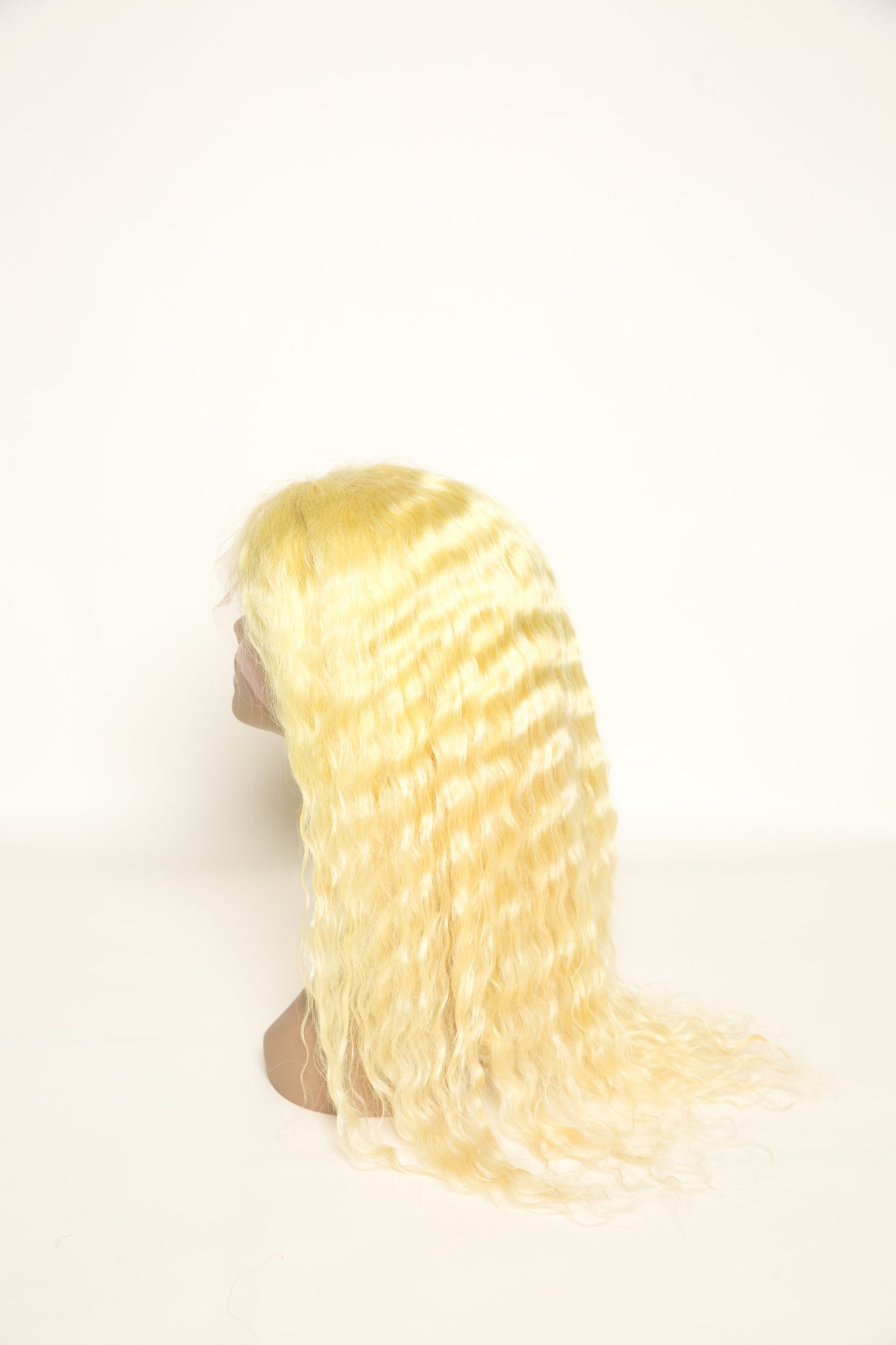 Risque’y Deep Wave Lace Wig